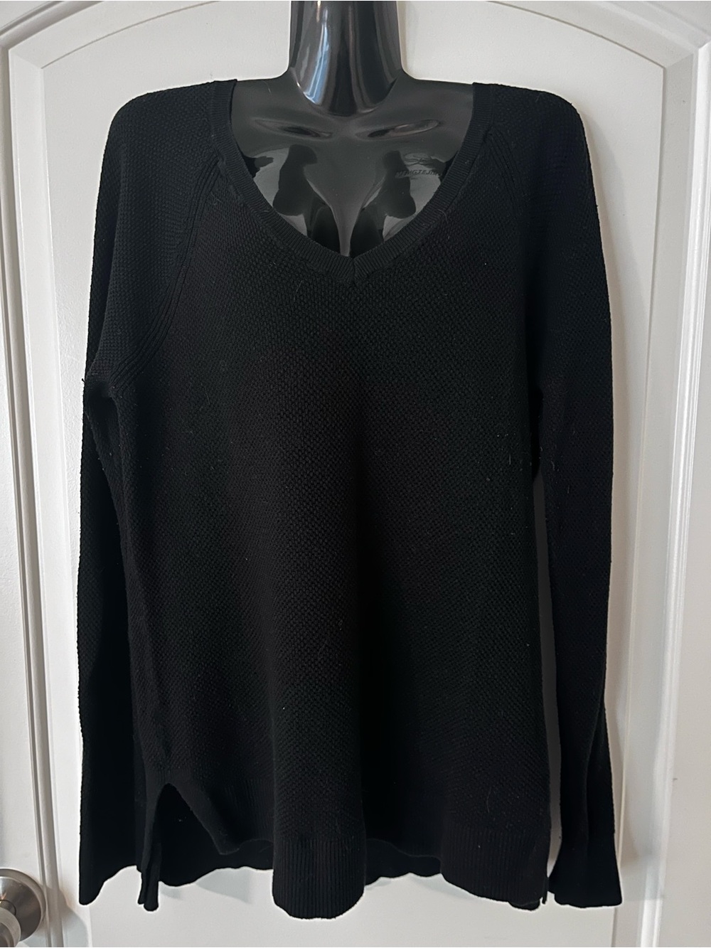 Gap Black V-Neck Women's Sweater